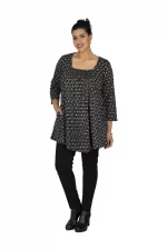 Tunique Noire à fleurs blanches à manches 3/4 - TUP6038D