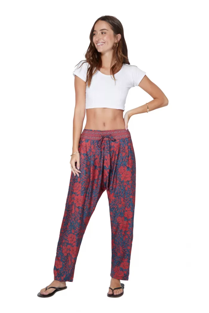 Pantalon gris aux fleurs bleues style sarouel - MCPA0111A – Image 1