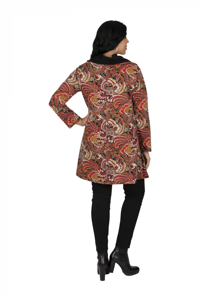 Tunique à col roulé Noire à motifs ethniques rouges - TUP6031G – Image 2