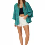 Kimono manches 3/4 vert motif fleuri - MCKIM0001F